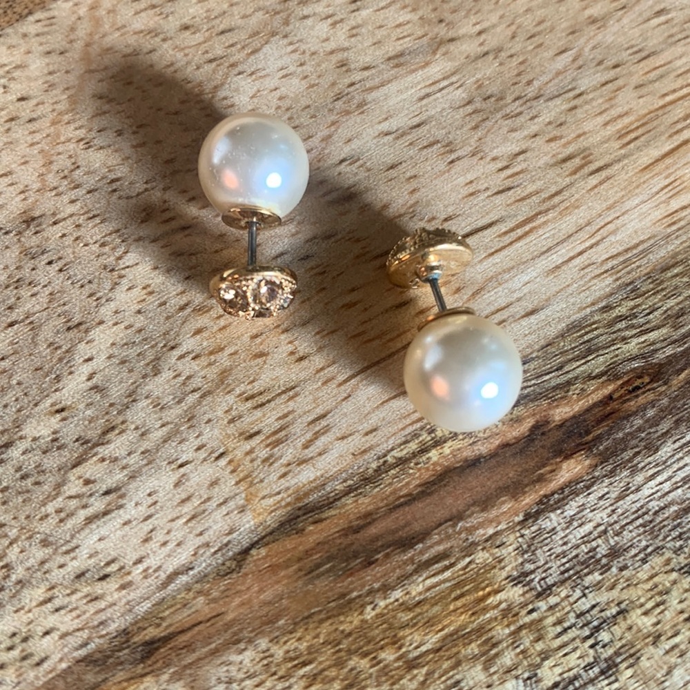 Two way earrings, pearl and gold with gold crystals